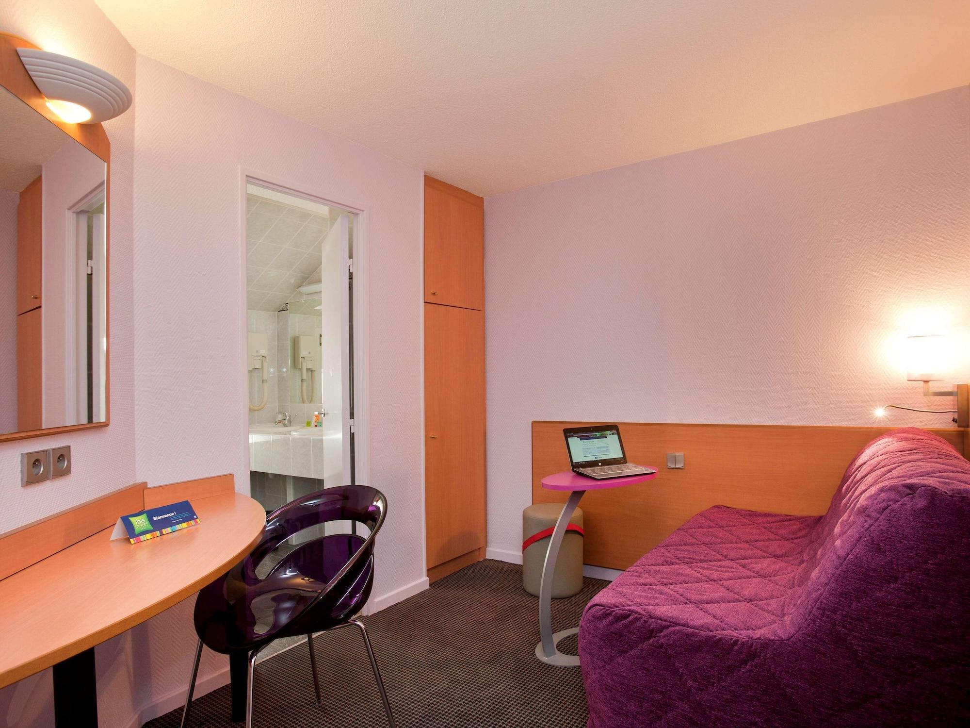 Hotel Ibis Styles Bourg En Bresse Esterno foto