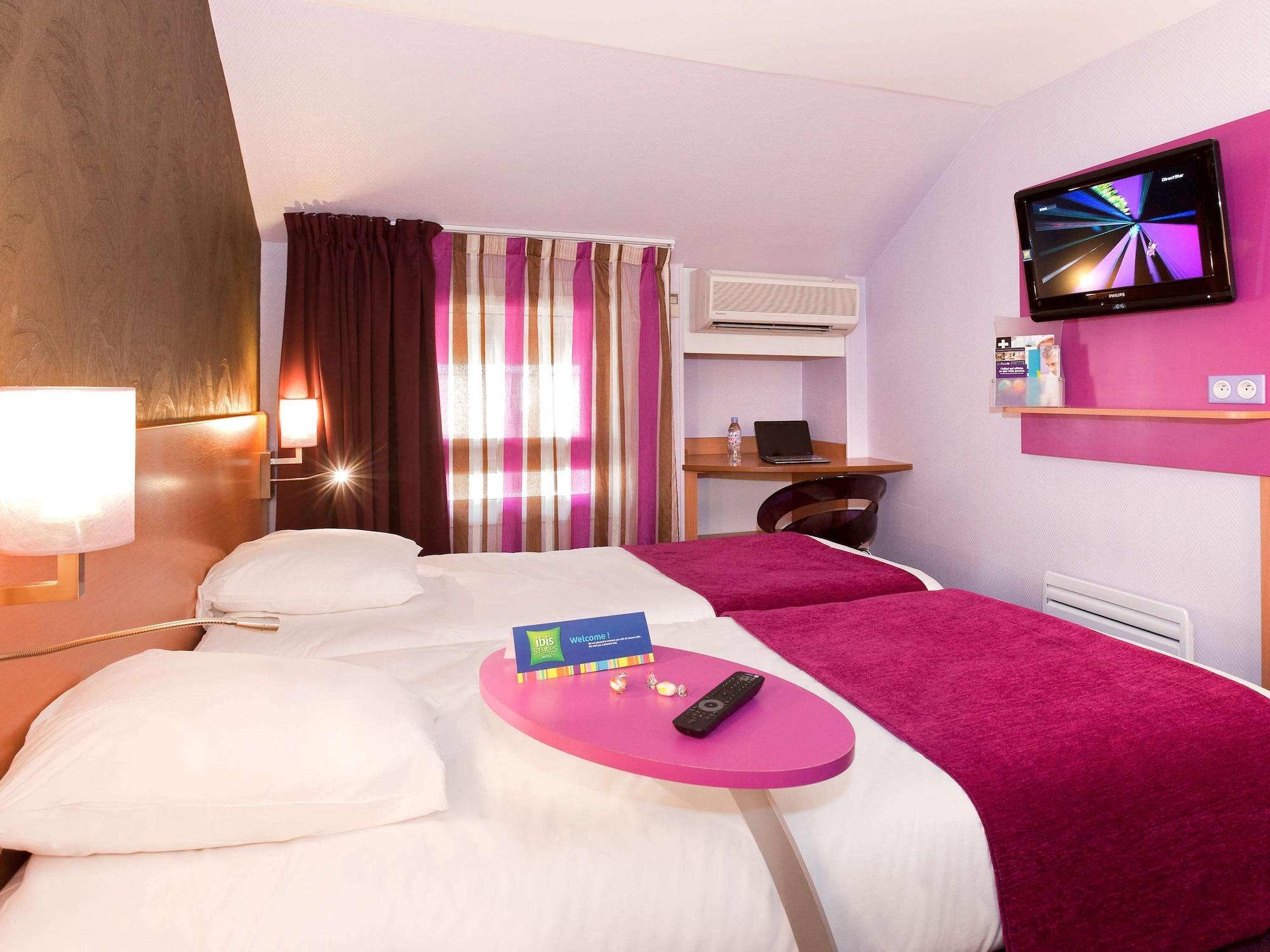 Hotel Ibis Styles Bourg En Bresse Esterno foto