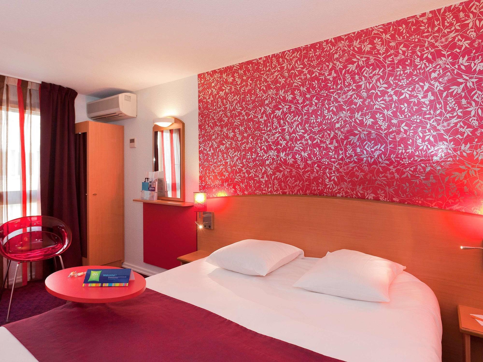 Hotel Ibis Styles Bourg En Bresse Esterno foto